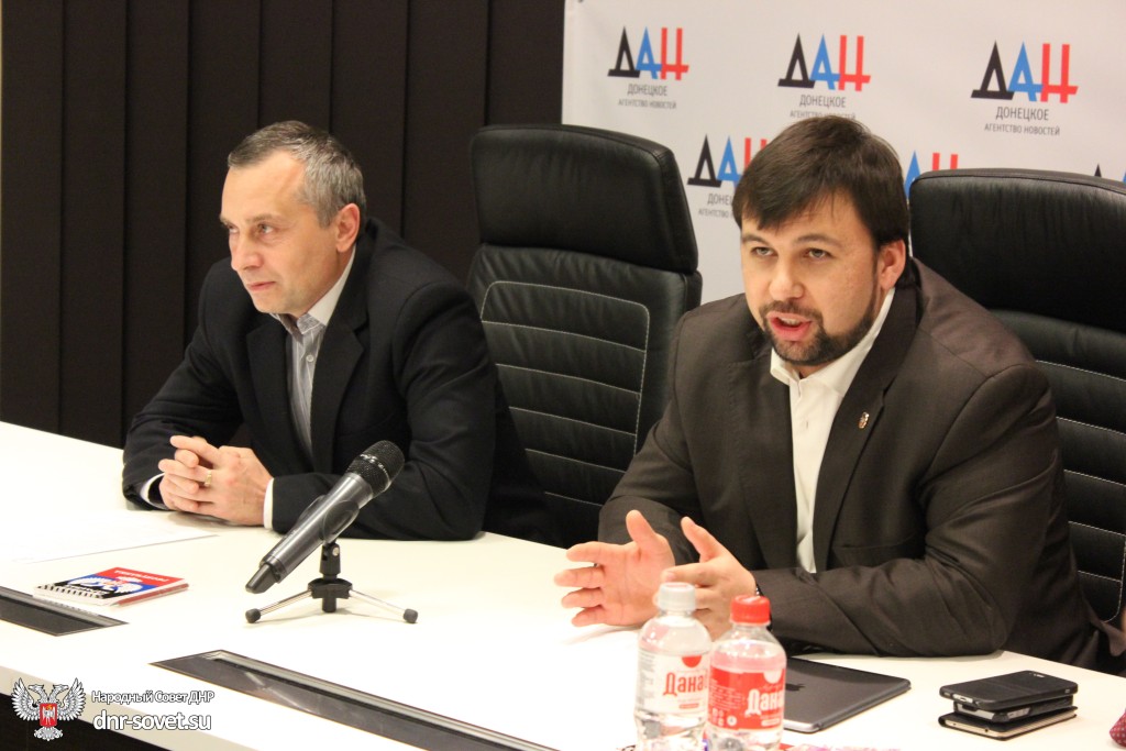 Pushilin&students_004